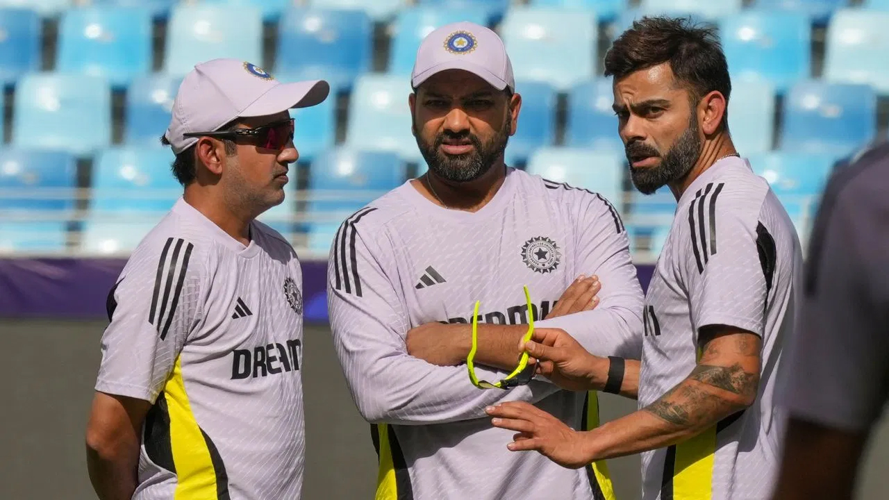 ਰੋਹਿਤ-ਵਿਰਾਟ ਤੇ ਗੰਭੀਰ ਦੀ ''ਲੜਾਈ'' ਖਤਮ ਕਰੇਗਾ ਅਚਾਨਕ ਟੀਮ ਨਾਲ ਜੁੜਿਆ ਇਹ ਦਿੱਗਜ!