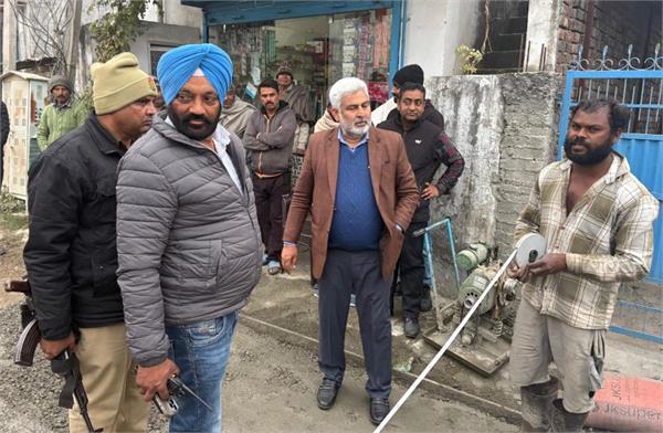 all link roads will be widened to 18 feet