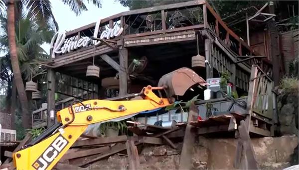 bulldozers demolish romeo lane club in goa