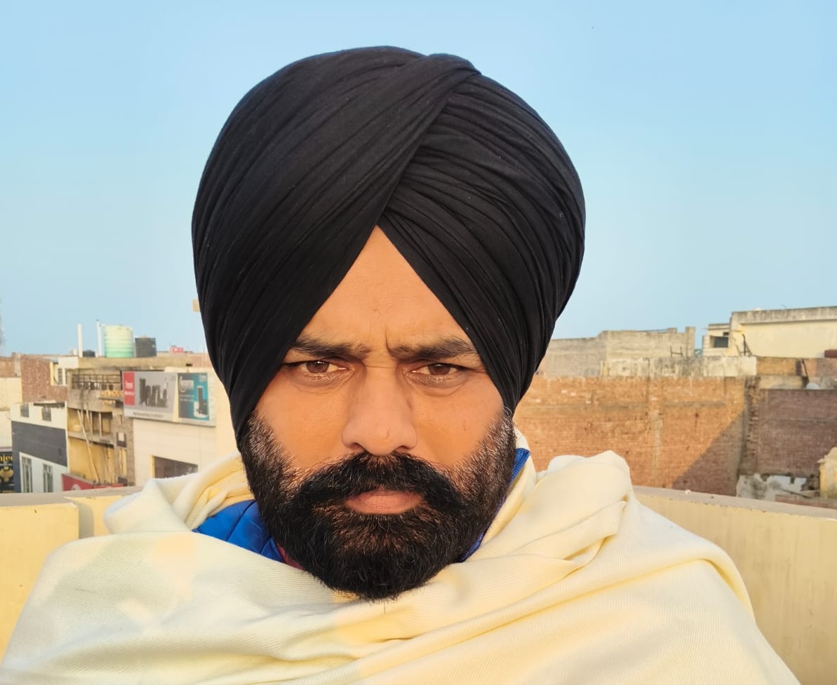 ਜ਼ਿਲ੍ਹਾ ਪੱਧਰ ''ਤੇ ਪਾਰਟੀ ਆਗੂਆਂ ਤੇ ਵਰਕਰਾਂ ਦੀ ਸੁਣਵਾਈ ਲਈ ਲਗਾਇਆ ਜਾਵੇ ਇੰਚਾਰਜ : ਸੇਖੋਂ