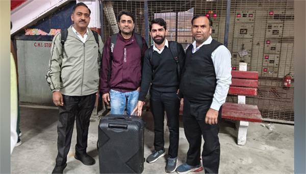 railway tti returned passenger lost trolley bag