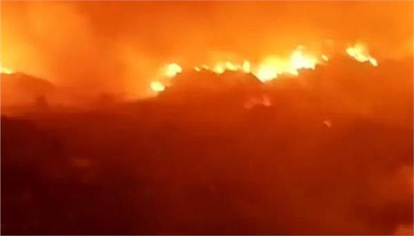 massive fire breaks out in plastic factory in narela
