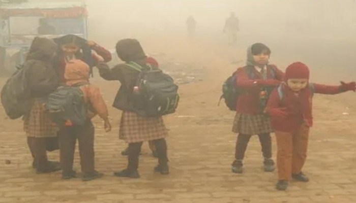 ਸਕੂਲਾਂ ਦੇ ਸਮੇਂ ਨੂੰ ਲੈ ਕੇ ਵੱਡੀ ਖ਼ਬਰ, ਇਸ ਸੂਬੇ ਦੇ DM ਨੇ ਜਾਰੀ ਕੀਤਾ ਹੁਕਮ