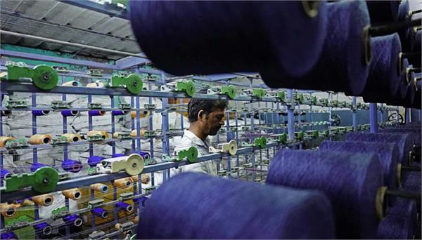 india  s exports surge in november despite us tariffs