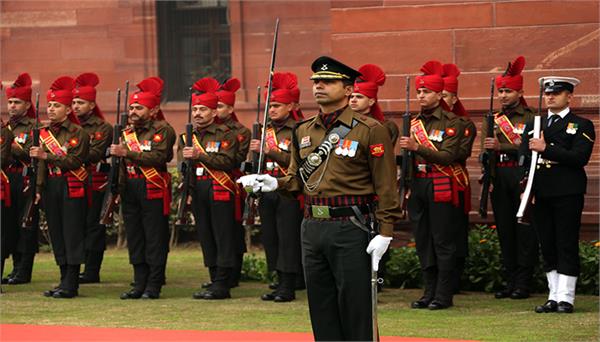 guard of honour tradition from british era ends