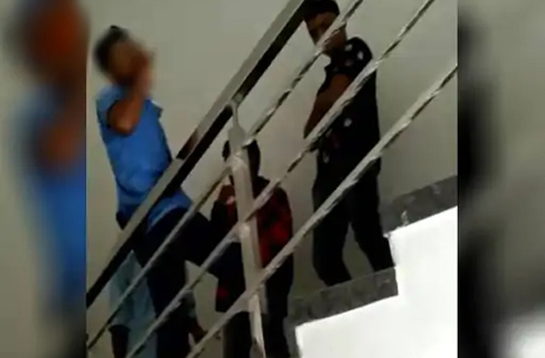 11ਵੀਂ ਜਮਾਤ ਦੇ ਵਿਦਿਆਰਥੀਆਂ ਦੇ ਹਮਲੇ ’ਚ 12ਵੀਂ ਦੇ ਵਿਦਿਆਰਥੀ ਦੀ ਮੌਤ