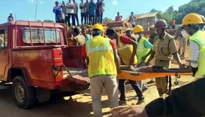 ਇੱਟਾਂ ਦੇ ਭੱਠੇ ਦੀ ਚਿਮਨੀ ਡਿੱਗਣ ਕਾਰਨ ਵੱਡਾ ਹਾਦਸਾ, ਚਾਰ ਮਜ਼ਦੂਰਾਂ ਦੀ ਦਰਦਨਾਕ ਮੌਤ