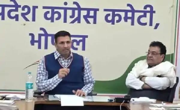 mp congress media incharge mukesh nayak resigned