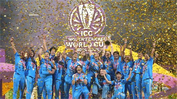railways gave out of turn promotion to 3 world champion women cricketers