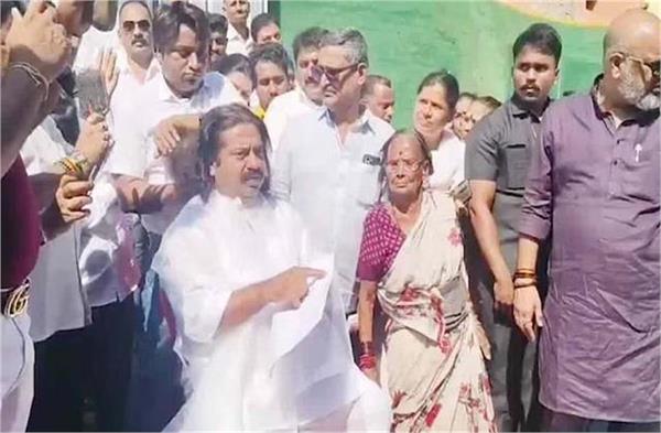 bjp mla gets his hair cut after 5 years