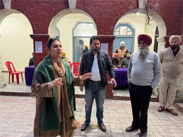 election observer lovejit kalsi visited the strong rooms