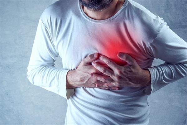 covid vaccination and heart attacks