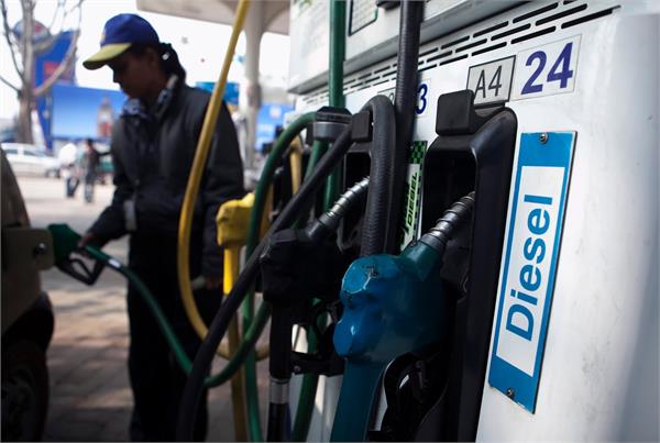 overage vehicles will not get fuel from petrol pumps in delhi from april 1