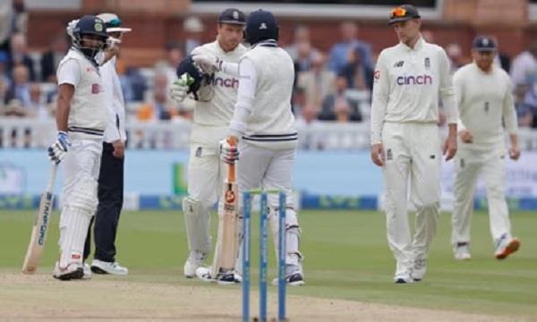 this cricketer became the world  s number one test batsman for the 8th time