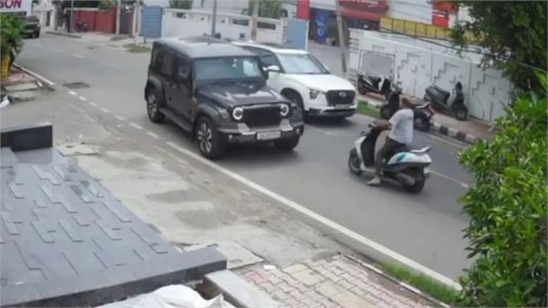 thar driver deliberately hits elderly man riding scooty twice