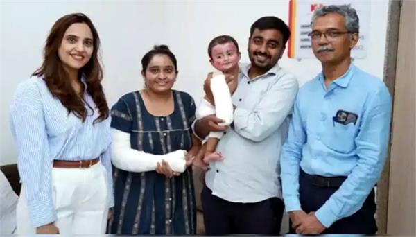 baby burnt in air india plane crash saved by mother skin transplant