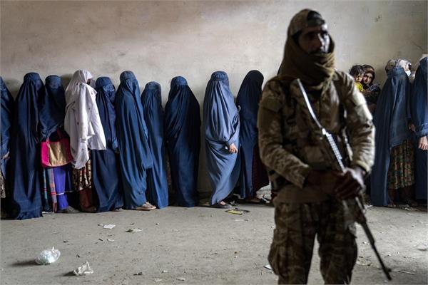 more than 10 women arrested in kabul for not wearing hijab