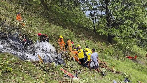 helicopter crashed in uttarakhand after rotor blade hit cable