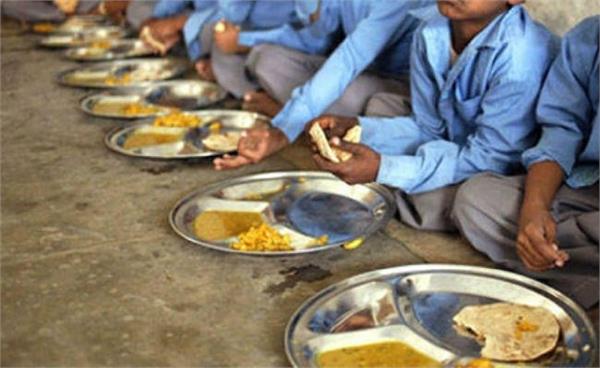 worms emerging from mid day meals affecting children  s health