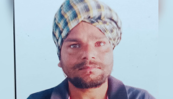 ਖੇਤ ''ਚ ਮਜ਼ਦੂਰੀ ਕਰਦਿਆਂ ਮਜ਼ਦੂਰ ਦੀ ਮੌਤ, ਪਰਿਵਾਰ ਨੇ ਸਰਕਾਰ ਤੋਂ ਮਾਲੀ ਮਦਦ ਦੀ ਕੀਤੀ ਮੰਗ