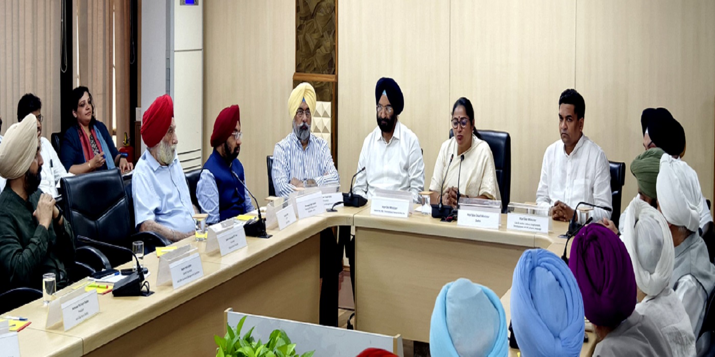 ਸੀਐੱਮ ਰੇਖਾ ਗੁਪਤਾ ਵੱਲੋਂ ਗੁਰੂ ਤੇਗ ਬਹਾਦਰ ਜੀ ਦੇ 350 ਸਾਲਾ ਸ਼ਹੀਦੀ ਦਿਹਾੜੇ ਦੇ ਪ੍ਰੋਗਰਾਮਾਂ ਨੂੰ ਅੰਤਿਮ ਛੋਹਾਂ