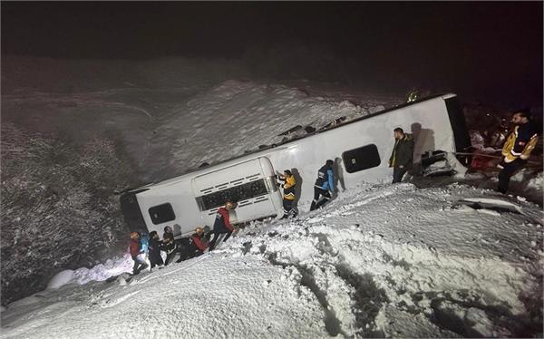 passenge bus accident
