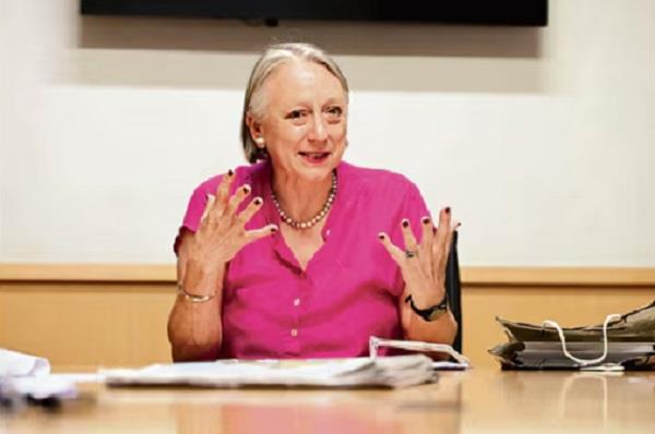 caroline rowett