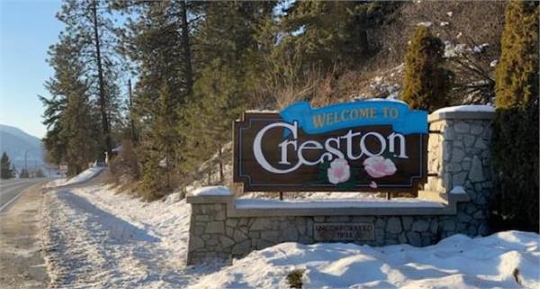 one person seriously injured in attack by wild bear