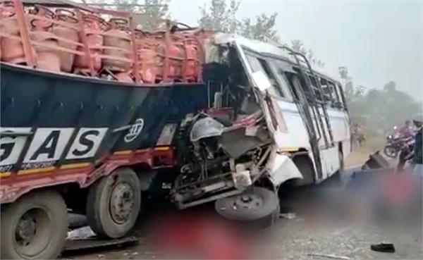 bus accident kanwaria injured