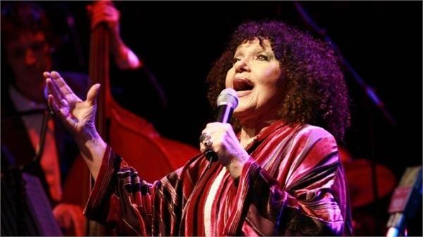 famous singer passed away