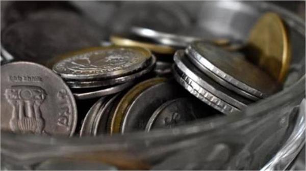 rupee gains nine paise to 86 43 against usd