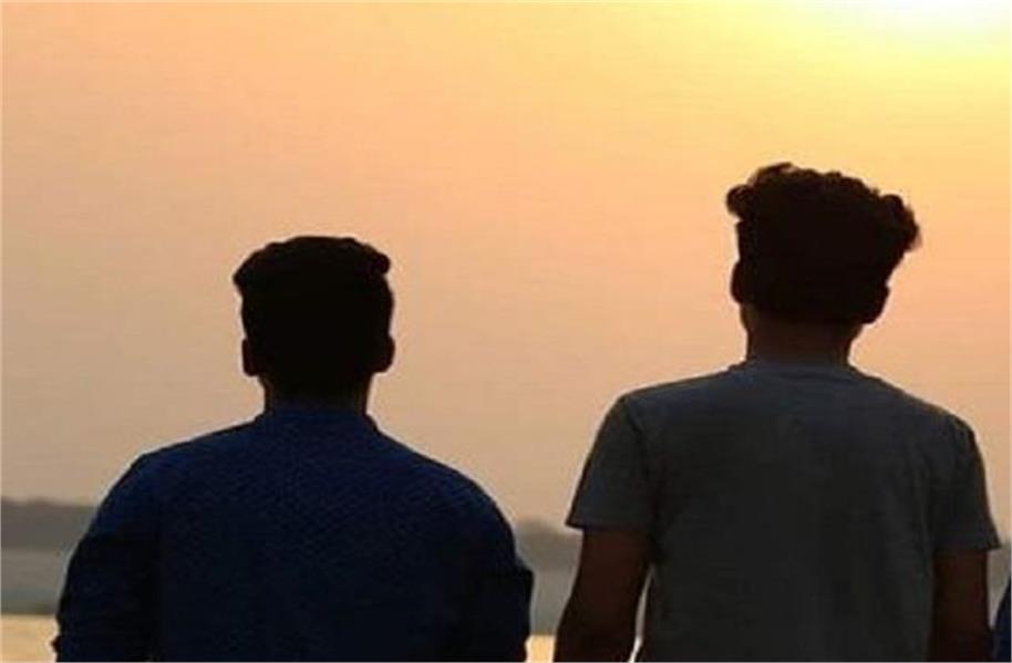 2 ਜਿਗਰੀ ਯਾਰਾਂ ਨੇ ਪਹਿਲਾਂ ਇਕੱਠੇ ਪੀਤੀ ਸ਼ਰਾਬ, ਫਿਰ ਆਪਣੇ ਘਰ ਜਾ ਕੇ ਕਰ ਲਈ ਖੁਦਕੁਸ਼ੀ
