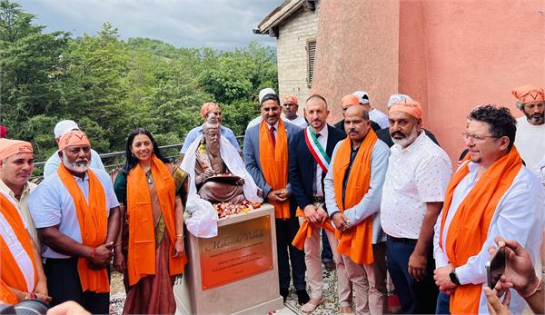 statue of lord valmiki installed in italy