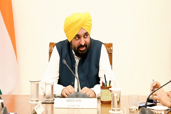 ਪੰਜਾਬ ਸਰਕਾਰ ਦੇ ਲੈਂਡ ਪੂਲਿੰਗ ਪਾਲਿਸੀ ਬਾਰੇ ਵੱਡੇ ਐਲਾਨ, ਕੈਬਨਿਟ ਮੀਟਿੰਗ ''ਚ ਲਿਆ ਫ਼ੈਸਲਾ (ਵੀਡੀਓ)