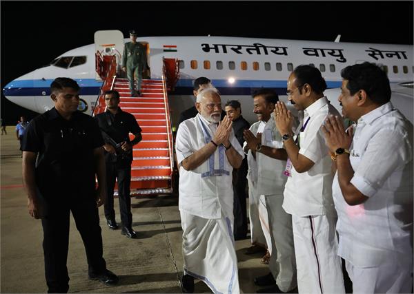 people in tamil nadu gave a warm welcome to the prime minister