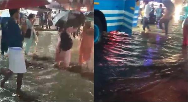 continuous heavy rains in kerala