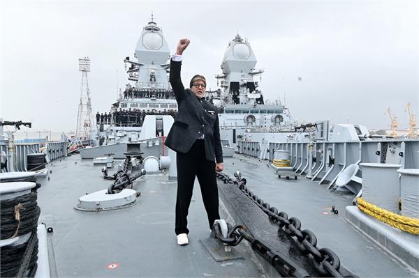 amitabh bachchan salutes soldiers   sacrifice and their selfless service
