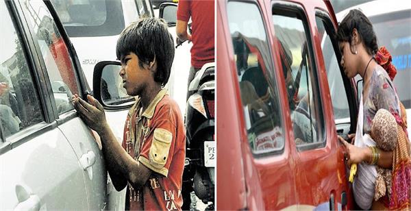 crowds of beggars on the streets of gurdaspur and outside religious places