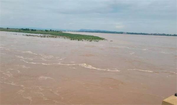 water level of ganga river reached the danger mark