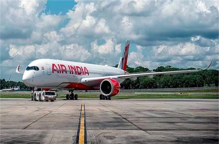 ਵੱਡਾ ਹਾਦਸਾ ਟਲਿਆ! Air India ਦੇ ਜਹਾਜ਼ ਦੀ ਐਮਰਜੈਂਸੀ ਲੈਂਡਿੰਗ, ਉਡਾਣ ਭਰਦੇ ਹੀ ਆਈ ਤਕਨੀਕੀ ਖਰਾਬੀ