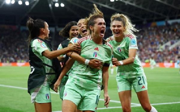 italy into uefa sf