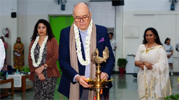 guillermo rubio funes delhi public school
