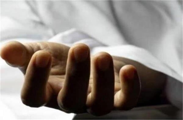 two workers injured as factory roof collapses in north east delhi