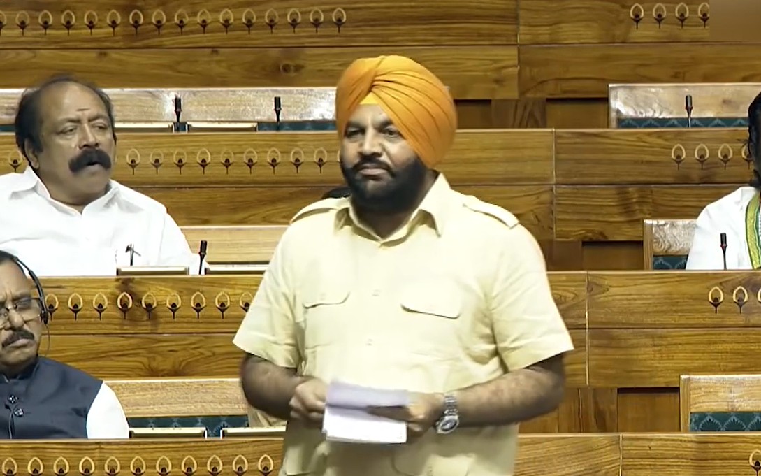 ਗੁਰਜੀਤ ਸਿੰਘ ਔਜਲਾ ਨੇ ਸੰਸਦ ''ਚ ਸ੍ਰੀ ਹਰਿਮੰਦਰ ਸਾਹਿਬ ਨੂੰ ਨਿਸ਼ਾਨਾ ਬਣਾਉਣ ਦਾ ਮੁੱਦਾ ਚੁੱਕਿਆ