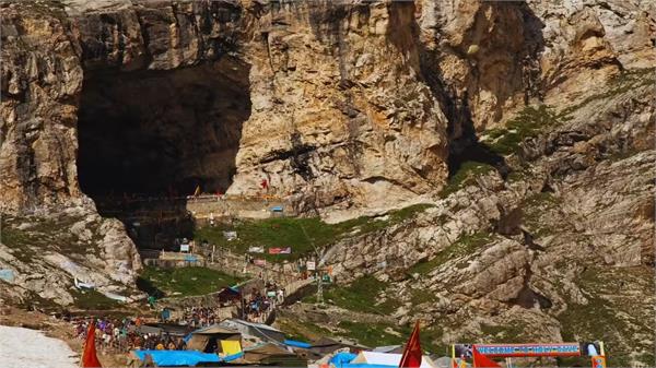 more than 13 thousand devotees had darshan of baba barfani