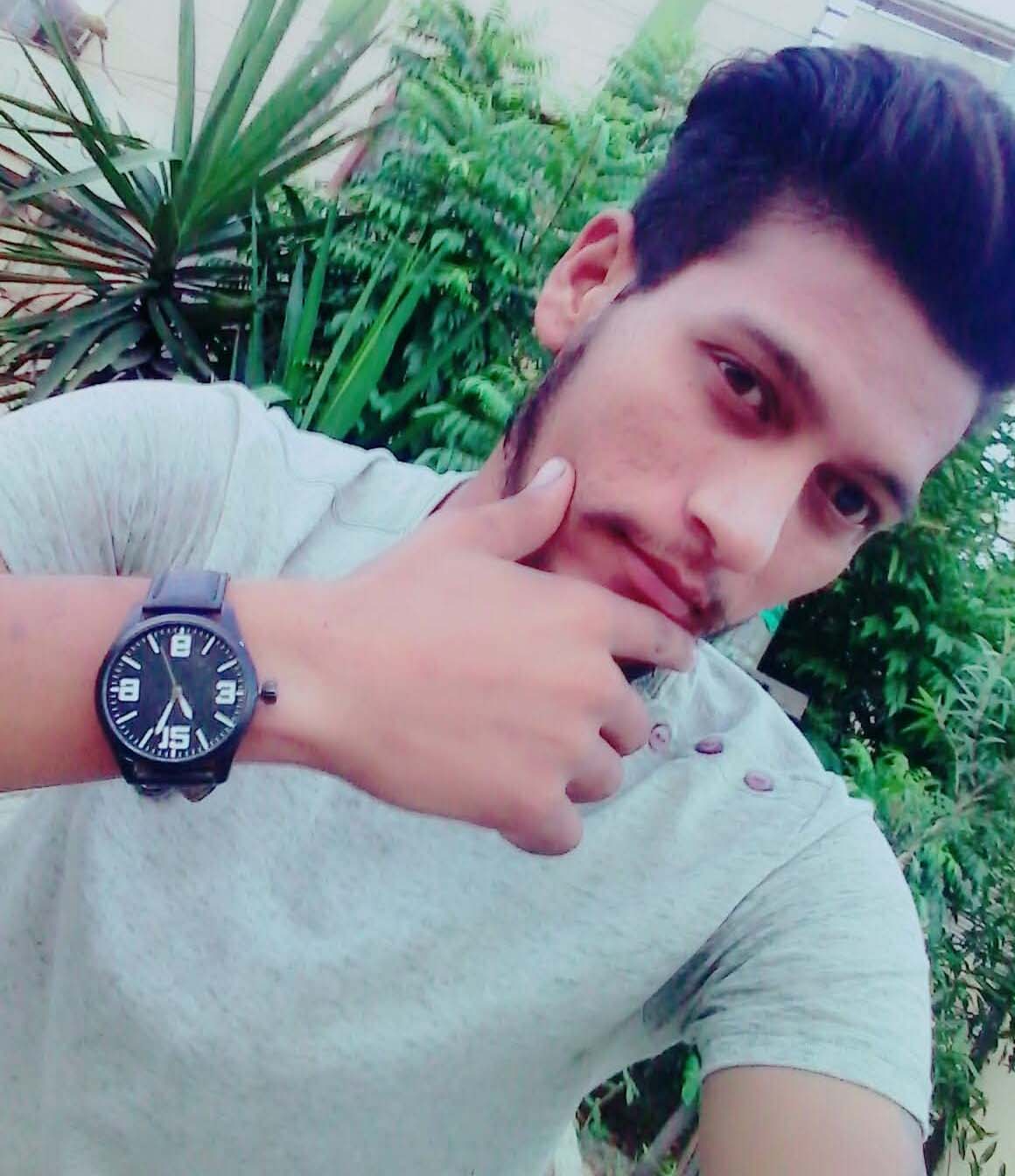 ਕਹਿਰ ਓ ਰੱਬਾ! ਕੰਮ ਤੋਂ ਘਰ ਜਾਂਦੇ ਮਾਪਿਆਂ ਦੇ ਸੋਹਣੇ-ਸੁਨੱਖੇ ਪੁੱਤ ਨਾਲ ਵਾਪਰਿਆ ਭਾਣਾ, ਪਲਾਂ ''ਚ ਨਿਕਲੀ ਜਾਨ