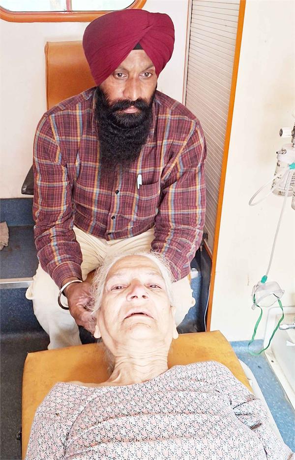 robbers who entered the house of an elderly woman