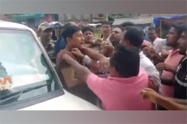 bjp mla attacked  mob vandalises vehicle  pelts stones