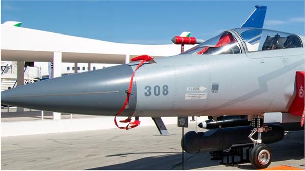 jf 17 aircraft participate in uk military air show