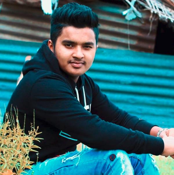 young man  dead body  canal